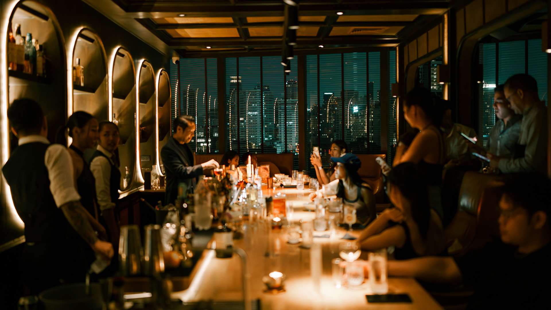 008 Bar 03